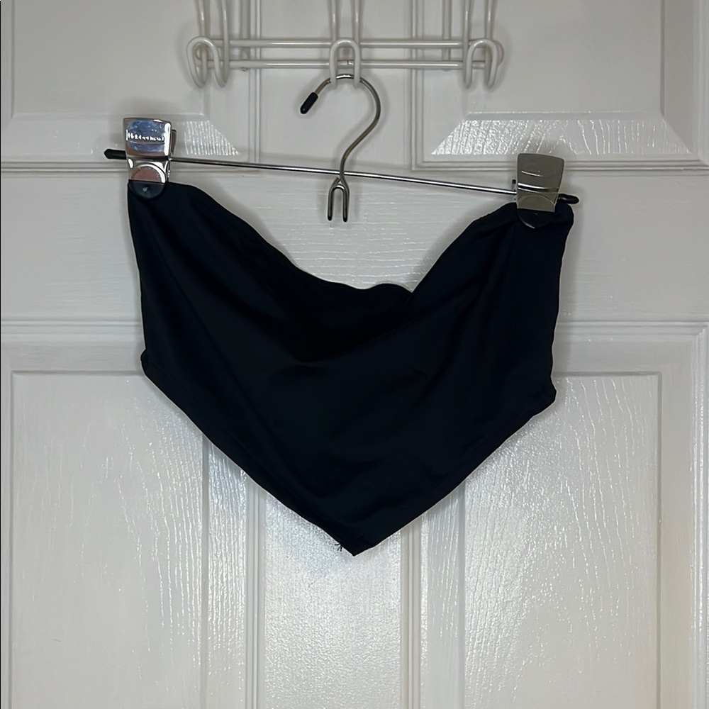 SHEIN Black Crop Top